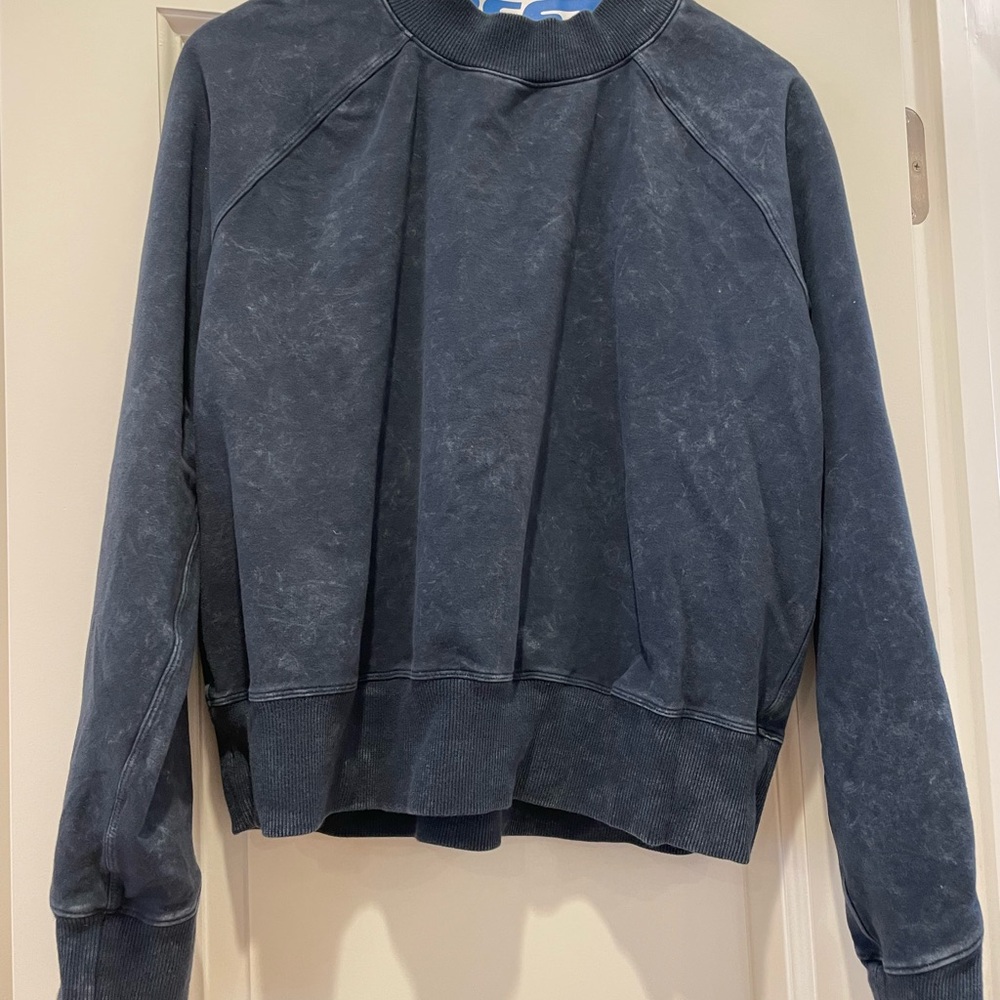 Lululemon Dark Blue Crinkled Sweatshirt